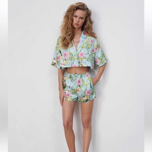 ZARA Toucan print shorts - Picture 2 of 2